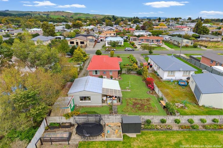 Photo of property in 17 Lawrence Street, East Gore, Gore, 9710