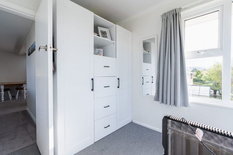 Photo of property in 7 Glendevon Place, Vauxhall, Dunedin, 9013