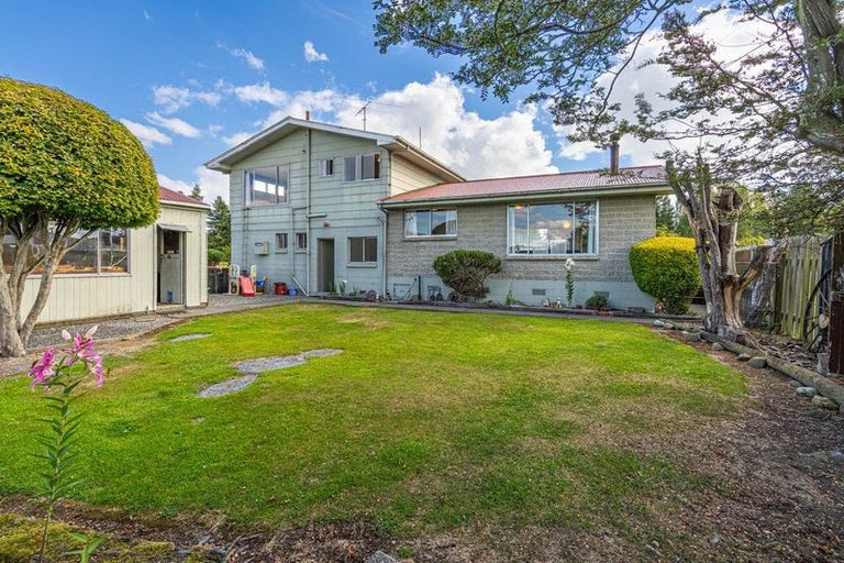 Photo of property in 28 Newcastle Street, Riversdale, 9776