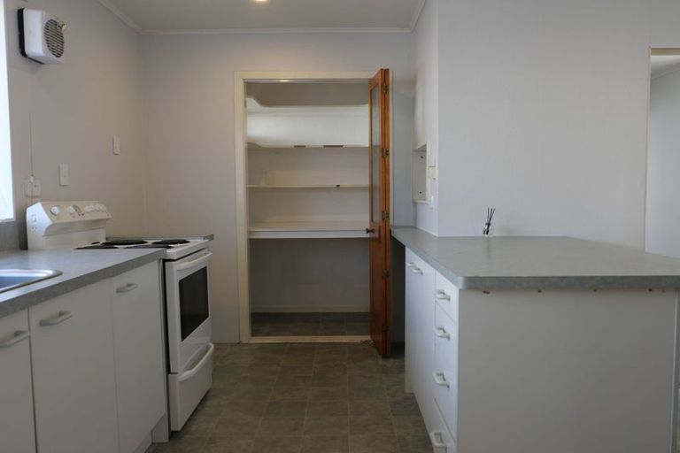 Photo of property in 28 Kapiti Road, Paraparaumu, 5032