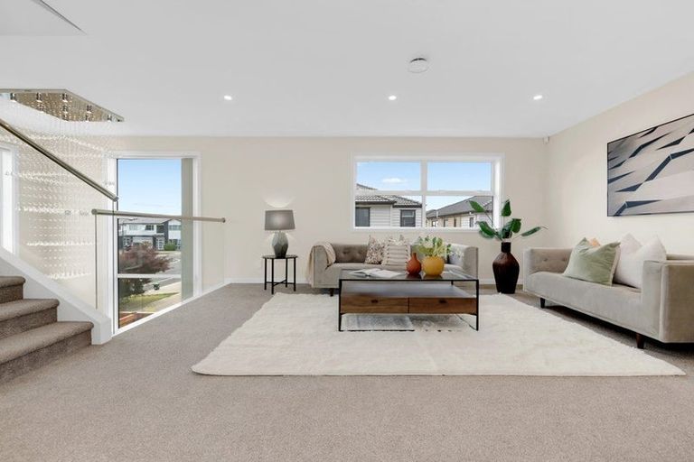 Photo of property in 61 Donegal Park Drive, Flat Bush, Auckland, 2019