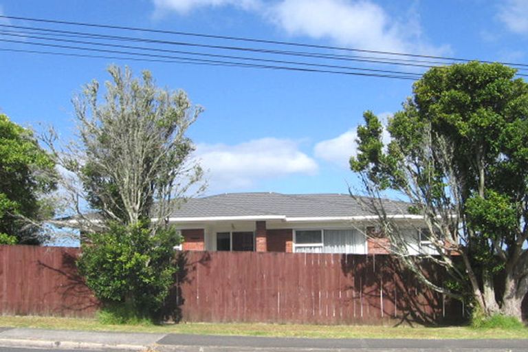 Photo of property in 2/92e Manuka Road, Glenfield, Auckland, 0629