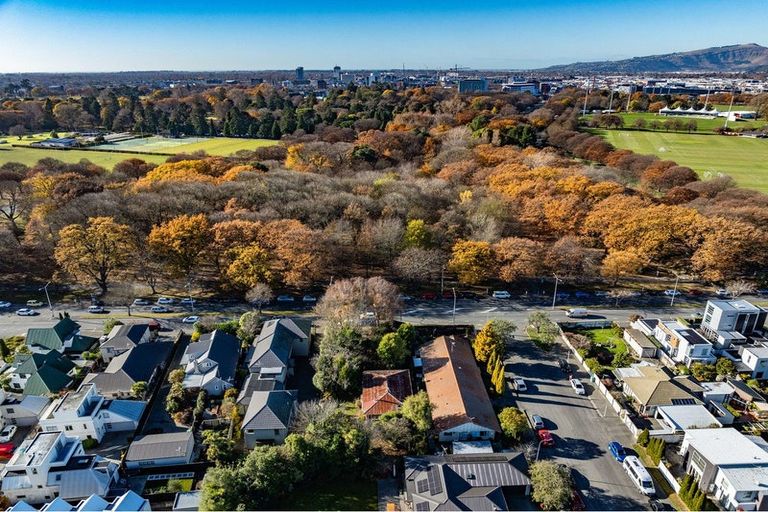 Photo of property in 129 Deans Avenue, Riccarton, Christchurch, 8011