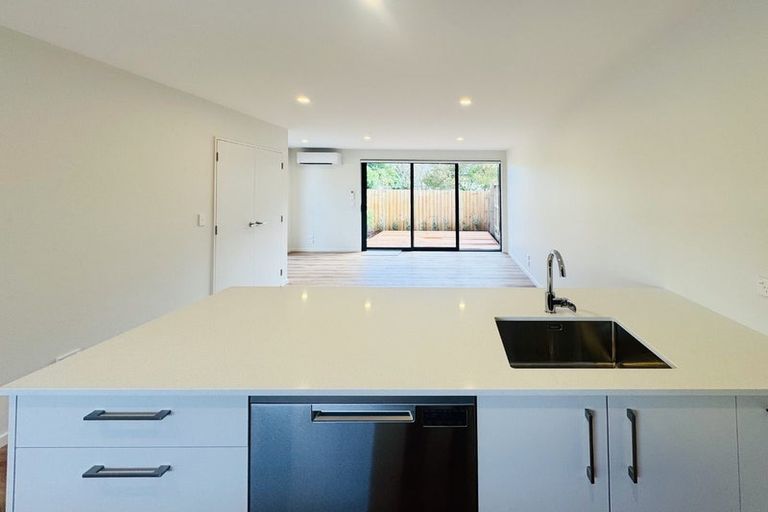 Photo of property in 4/12 Trist Place, Edgeware, Christchurch, 8013