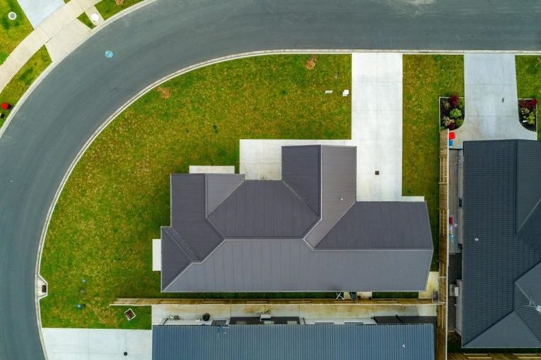 Photo of property in 52 Awataha Crescent, Pyes Pa, Tauranga, 3110