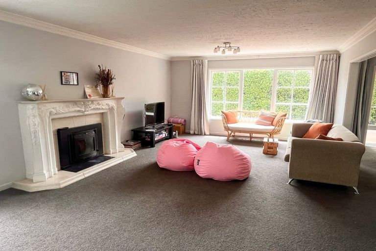 Photo of property in 12 Guinness Crescent, Ilam, Christchurch, 8041