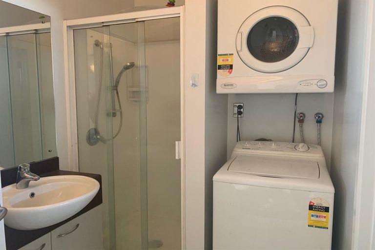 Photo of property in 304/3 Morningside Drive, Morningside, Auckland, 1025