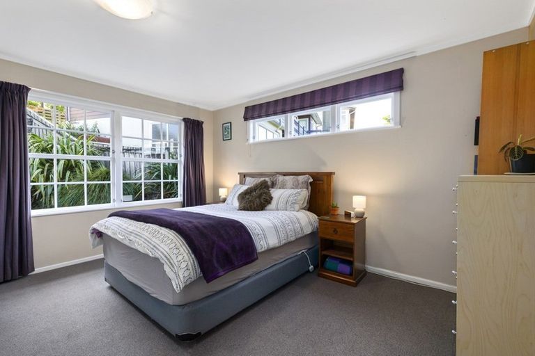 Photo of property in 4 Sunshine Crescent, Kelson, Lower Hutt, 5010