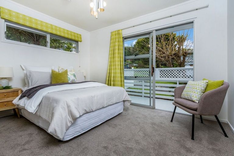Photo of property in 12 Gretel Place, Hillcrest, Auckland, 0627