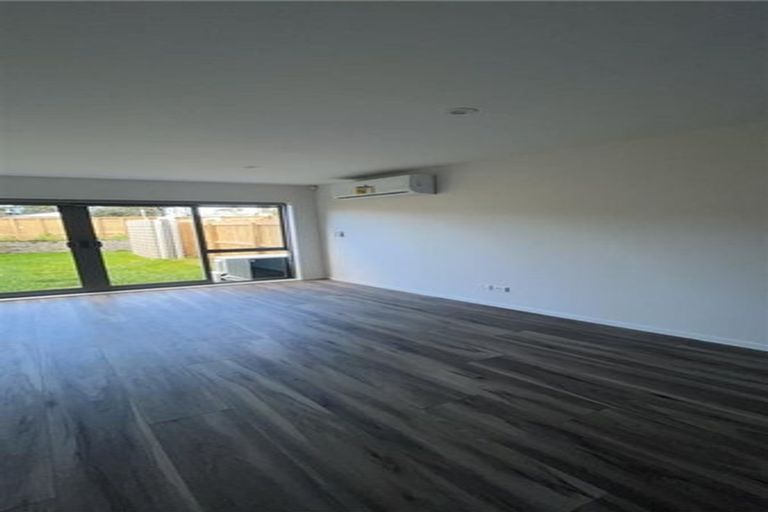 Photo of property in 99b Mahia Road, Wattle Downs, Auckland, 2103