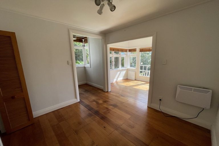 Photo of property in 74 Hankey Street, Mount Cook, Wellington, 6011