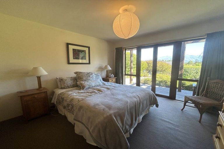 Photo of property in 10 Scaife Place, Wanaka, 9305