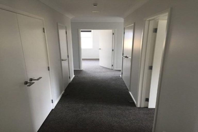 Photo of property in 22 Lakeside Terrace, Omokoroa, 3114