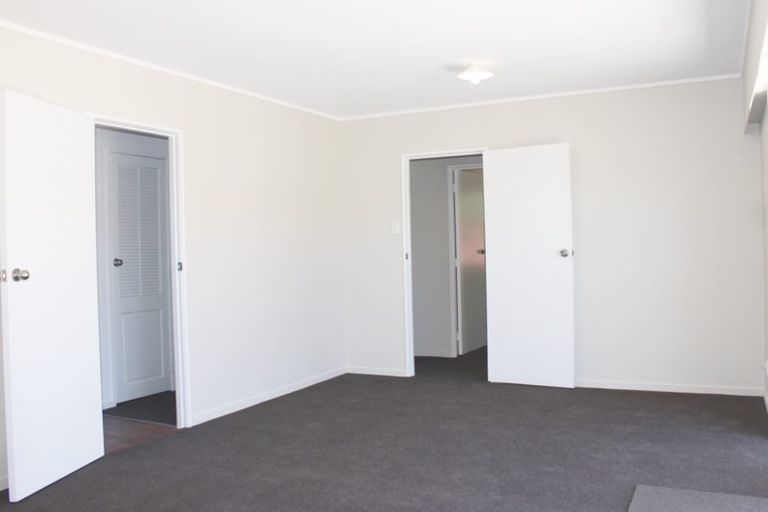 Photo of property in 2/10 Fenton Street, Papatoetoe, Auckland, 2025