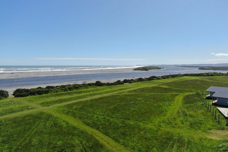 Photo of property in 12 The Strand, Okarito, Whataroa, 7886