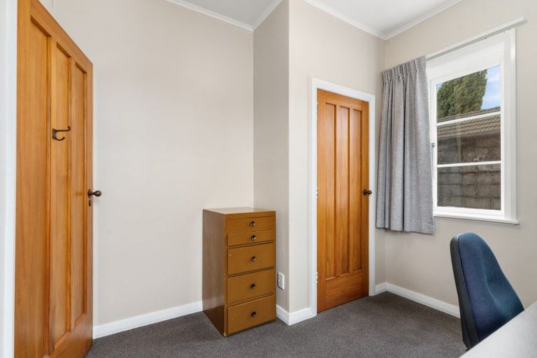 Photo of property in 24 Masters Crescent, Masterton, 5810
