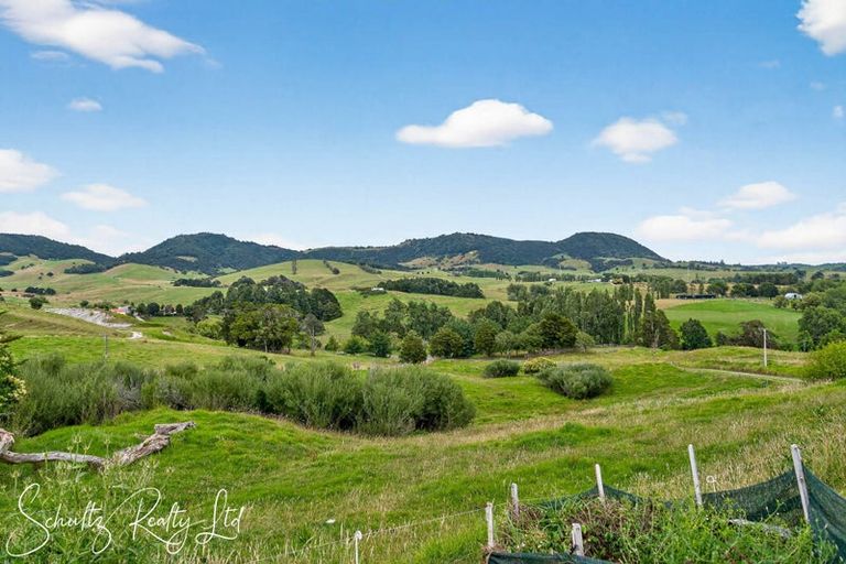 Photo of property in 218 State Highway 12, Brynderwyn, Maungaturoto, 0587