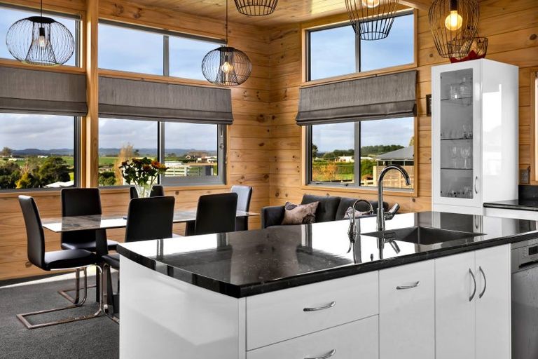 Photo of property in 141a Turuturu Road, Hawera, 4674