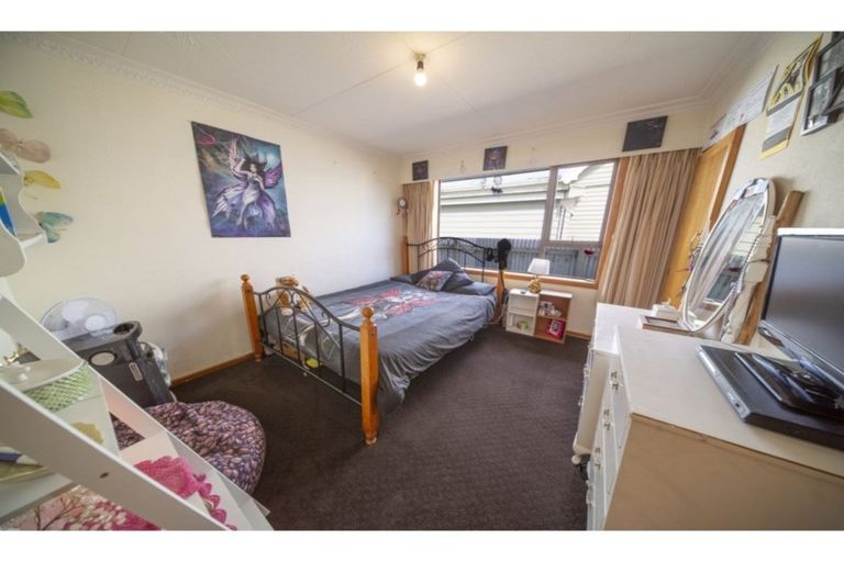 Photo of property in 38 Brydone Street, Edendale, 9825