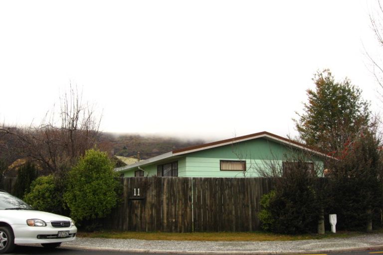 Photo of property in 11 Hood Crescent, Arrowtown, 9302