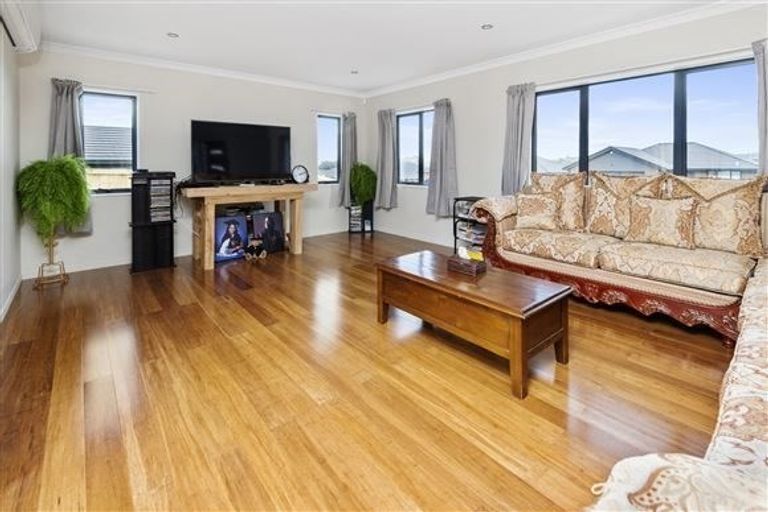 Photo of property in 45 Westmuir Crescent, Pokeno, 2402