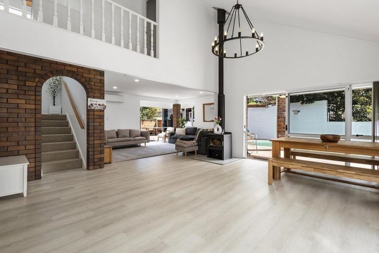 Photo of property in 8 Burn-murdoch Street, St Andrews, Hamilton, 3200