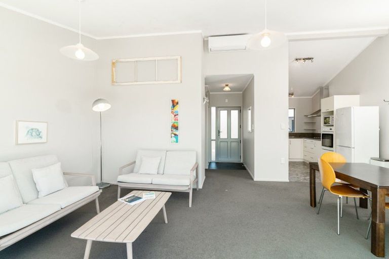 Photo of property in 25e Violet Street, Raglan, 3225