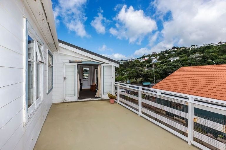 Photo of property in 26 Reef Street, Island Bay, Wellington, 6023