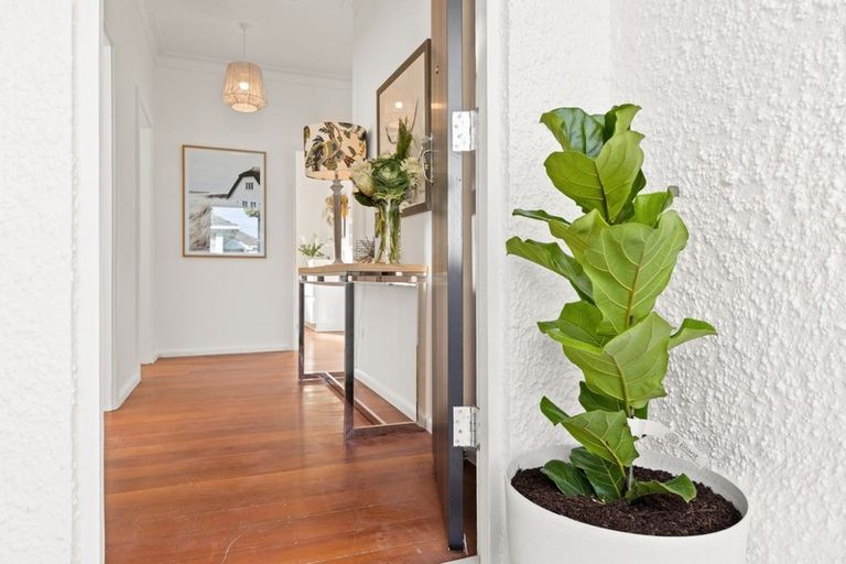 Photo of property in 14 Savage Crescent, Marewa, Napier, 4110