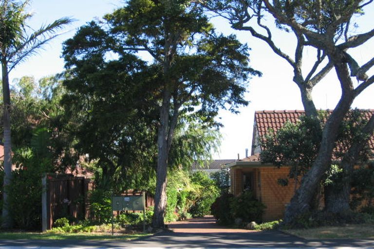 Photo of property in 1/26 Kitchener Road, Takapuna, Auckland, 0620