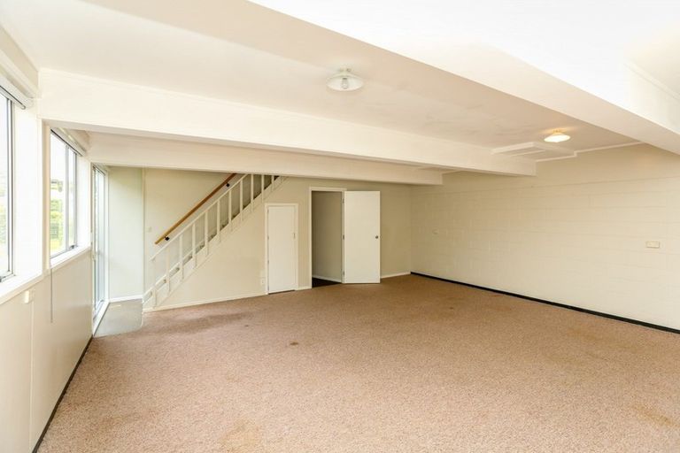 Photo of property in 13 Parris Street, Moturoa, New Plymouth, 4310