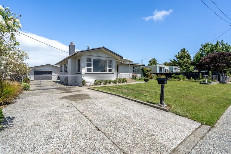 Photo of property in 3 Carlyle Street, Tuatapere, 9620