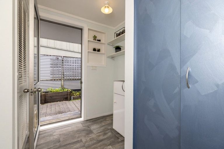 Photo of property in 13 The Crescent, Raumati South, Paraparaumu, 5032