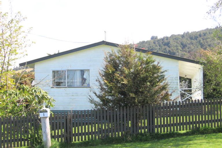 Photo of property in 316 Clayton Road, Pukehangi, Rotorua, 3015