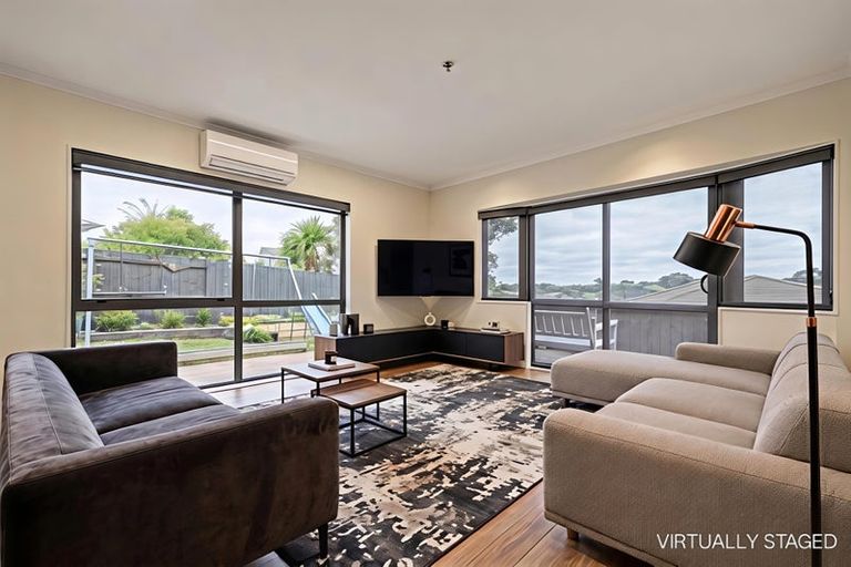 Photo of property in 27 Mt Lebanon Crescent, The Gardens, Auckland, 2105