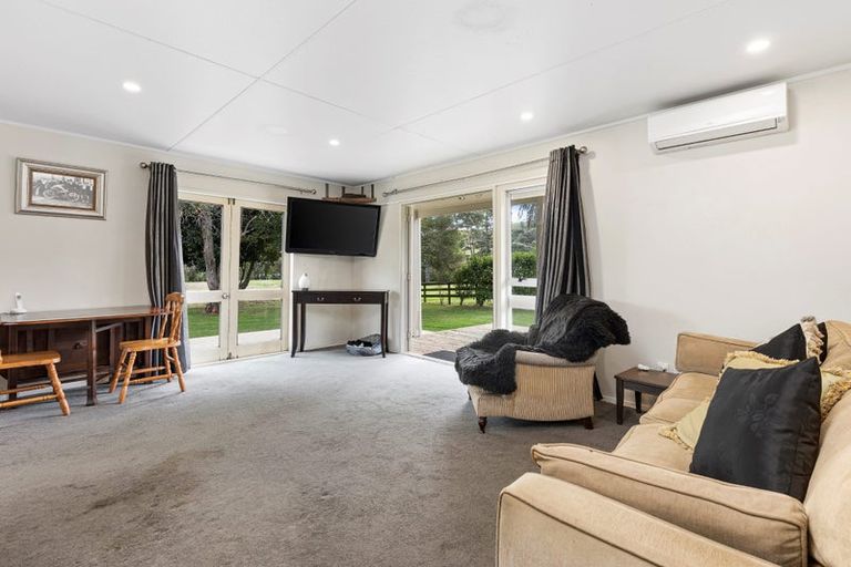 Photo of property in 198 Rautawhiri Road, Helensville, 0875