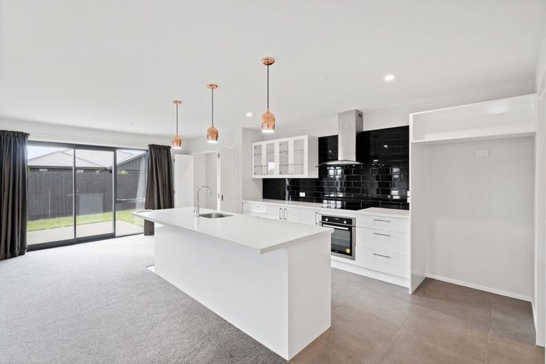 Photo of property in 22 Leader Street, Marshland, Christchurch, 8083