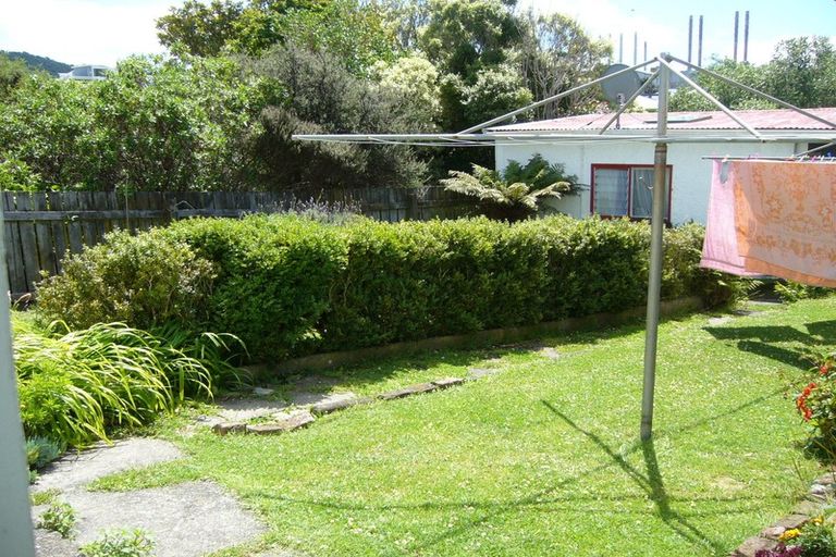 Photo of property in 77 Wilson Street, Newtown, Wellington, 6021