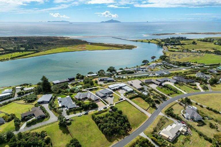 Photo of property in 11c Seascape Crescent, Waipu, 0582