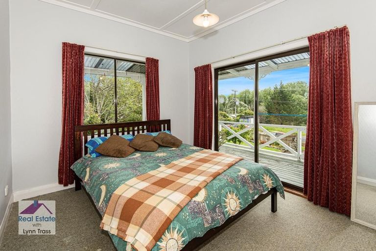 Photo of property in 9 Mountain View Road, Hikurangi, 0114