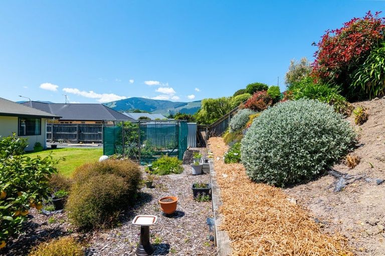 Photo of property in 15 Kendall View, Stoke, Nelson, 7011