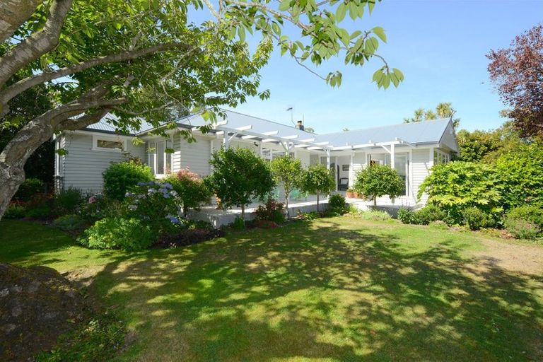 Photo of property in 497 Avonhead Road, Avonhead, Christchurch, 8042