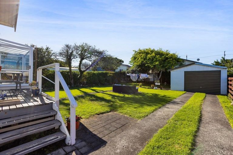 Photo of property in 22 Princes Street, Fitzroy, New Plymouth, 4312
