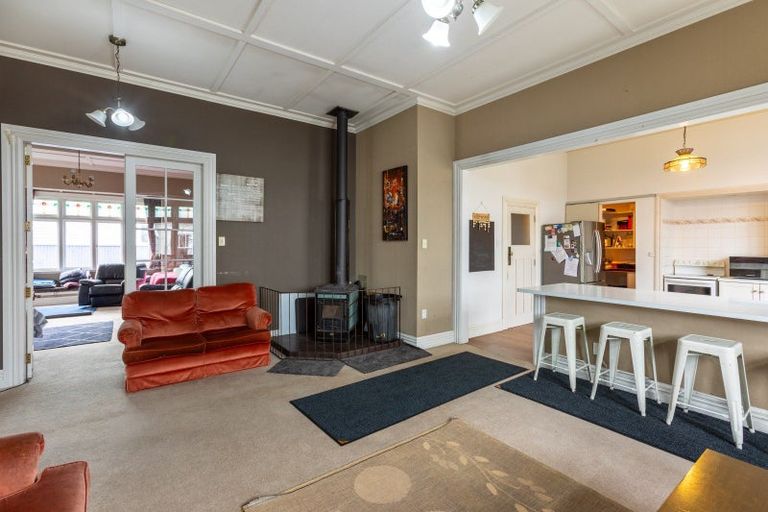 Photo of property in 6 King Street, Dannevirke, 4930