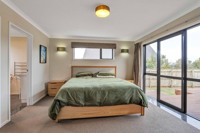Photo of property in 4 Larlin Drive, Hawera, 4675