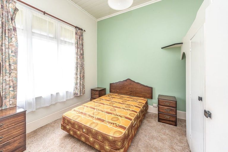 Photo of property in 11 Cambridge Street, Gonville, Whanganui, 4501