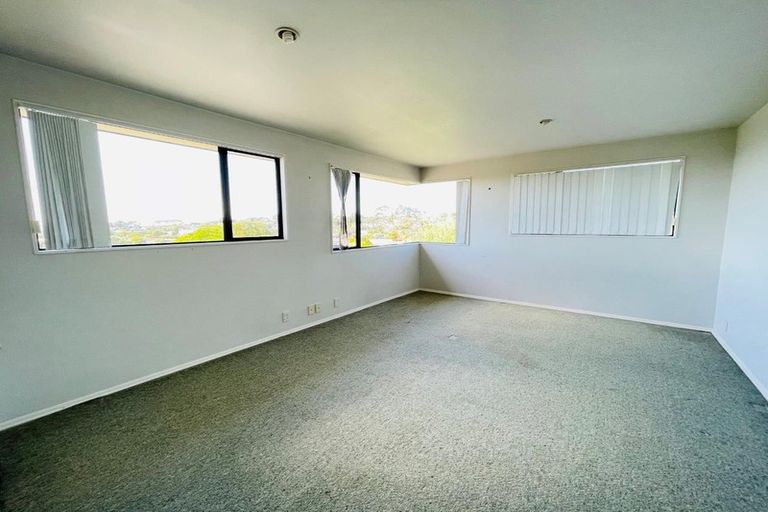 Photo of property in 3 Amante Crescent, Mairangi Bay, Auckland, 0630