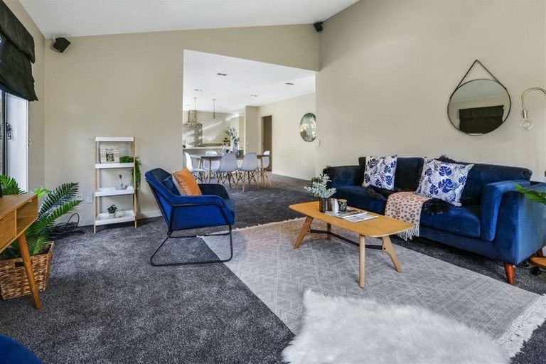 Photo of property in 95 Te Puia Drive, Aotea, Porirua, 5024