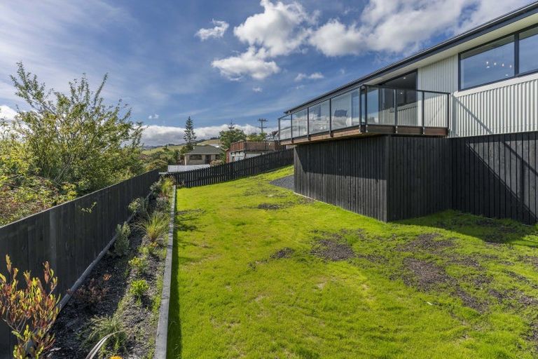 Photo of property in 21 Braeside, Kinmont Park, Mosgiel, 9024