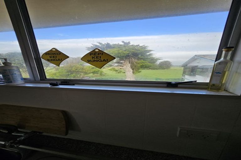 Photo of property in 7 Robert Mckeen Street, Otaki Beach, Otaki, 5512